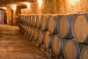 Domaine de la Perruche - Barriques servant à l'élevage du vin